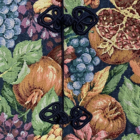 Doncaster Tapestry type blazer / jacket - size 12, **see measurements - Picture 3 of 9